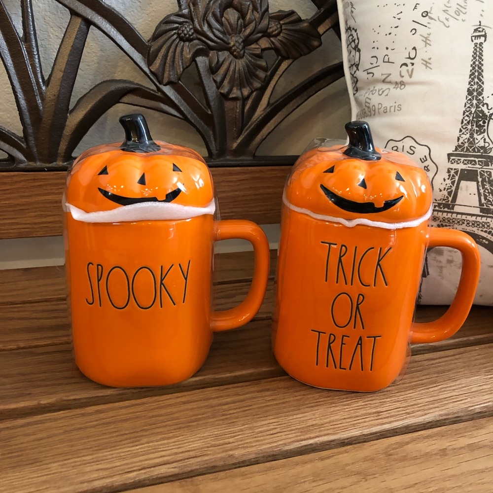 Rea Dunn Spooky & Trick or Treat mug with toppers